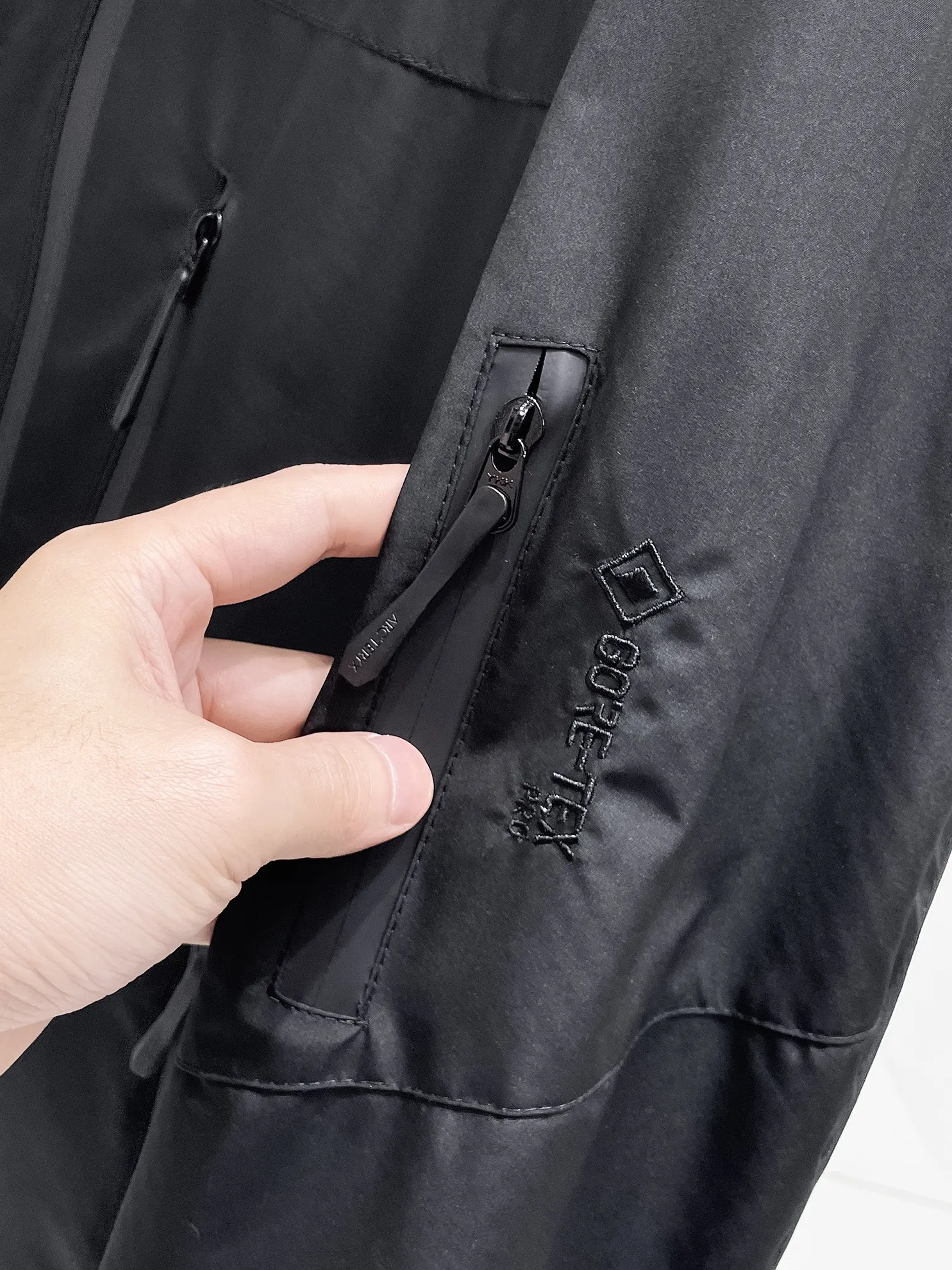 Same Style， ， 2026 New Arrival ， Original Premium Breathable ， ， ， Quality。 ， Sizes：M～3XL，